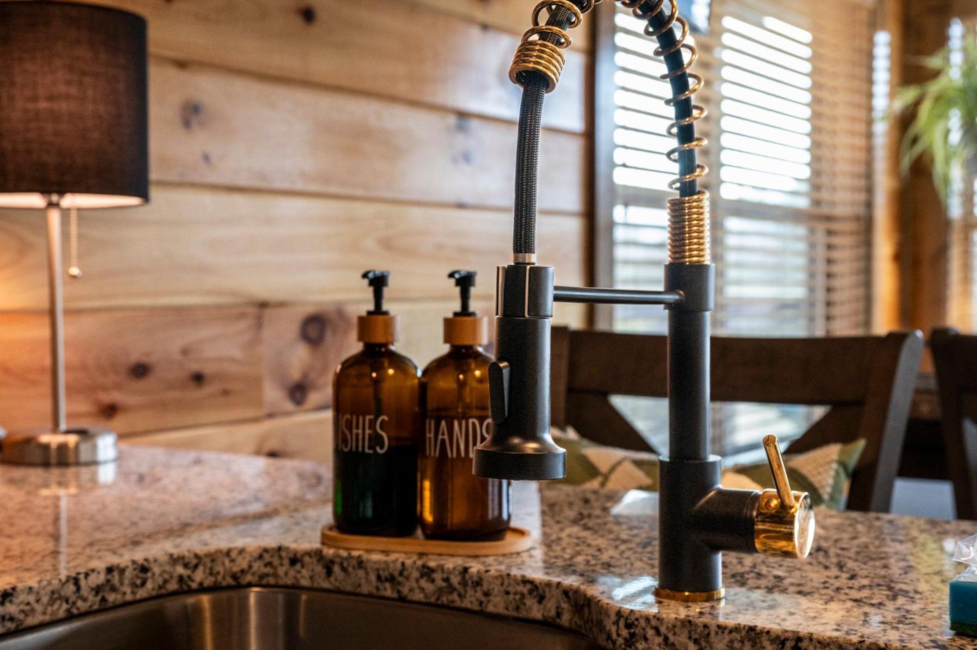 Smokies Treehouse Villa Sevierville Dış mekan fotoğraf